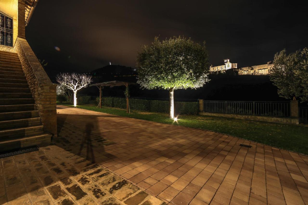 La Casa Tra Gli Ulivi Bed & Breakfast Assisi Eksteriør bilde